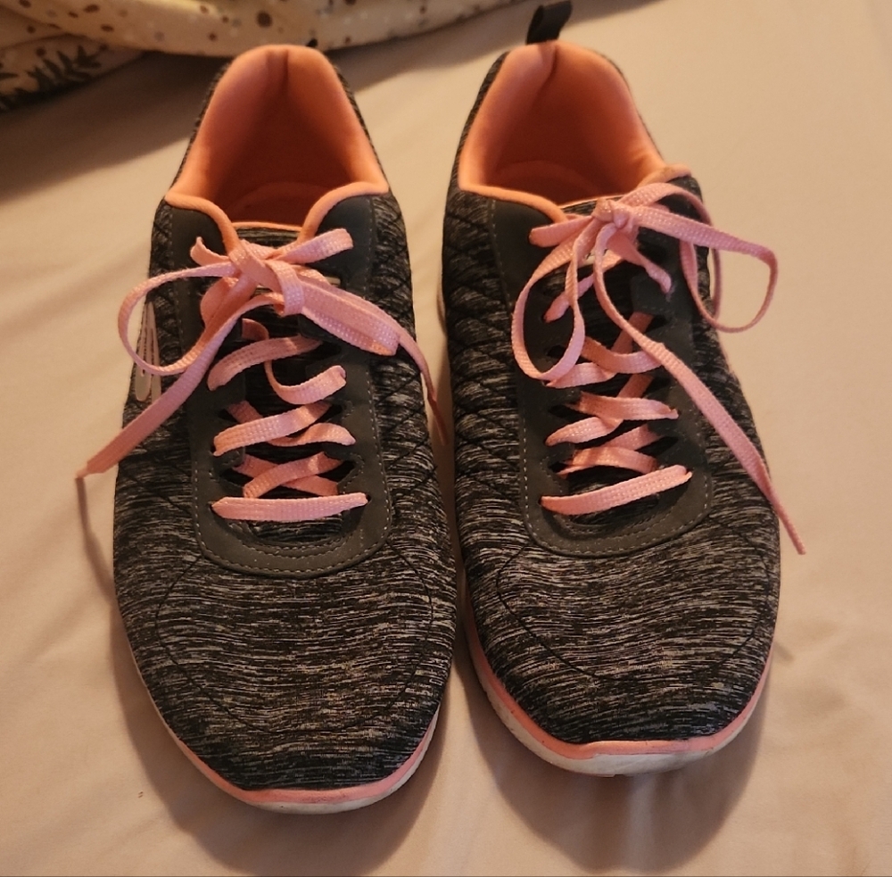 Skechers Women's Black and Coral Sneakers